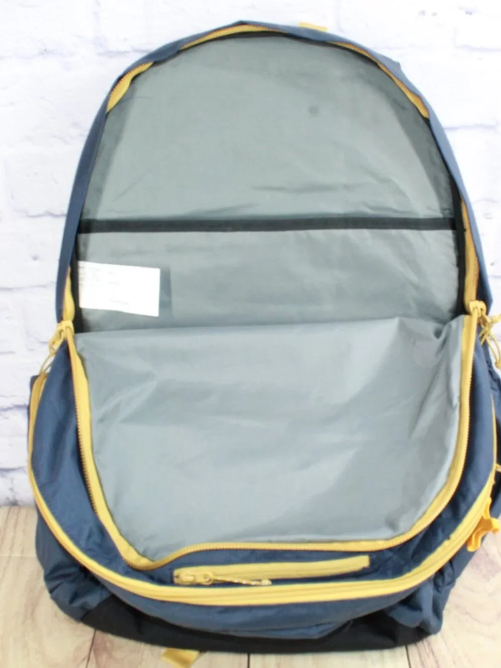 LL Bean Unisex Navy Adult Comfort Carry Portable Locker Pack 42L Hiking Backpack